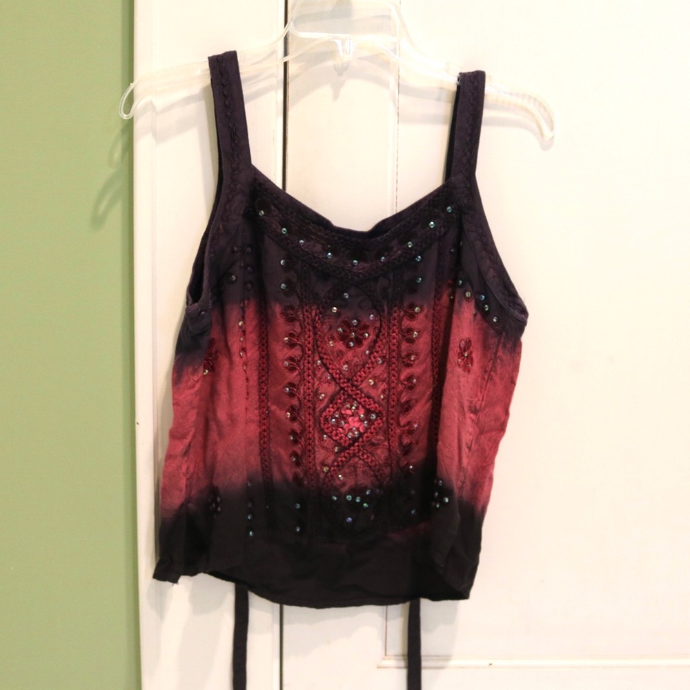 Embroidered sequined tie-dye top with waist tie